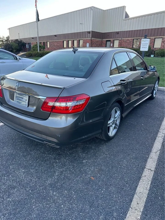 2013 Mercedes-Benz W212 E-Class - Image 12 of 16