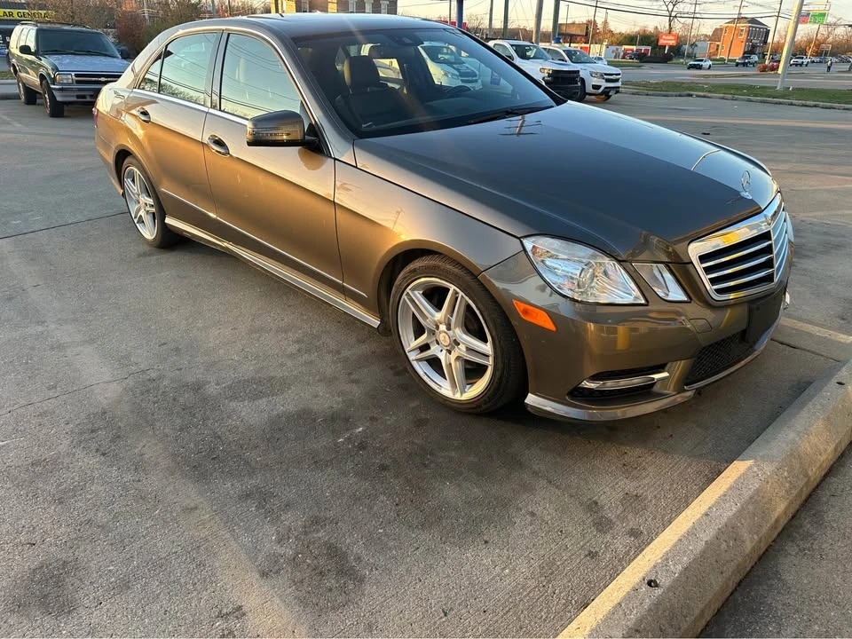 2013 Mercedes-Benz W212 E-Class - Image 4 of 16
