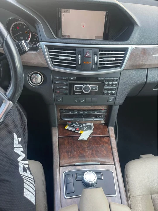 2013 Mercedes-Benz W212 E-Class - Image 11 of 20