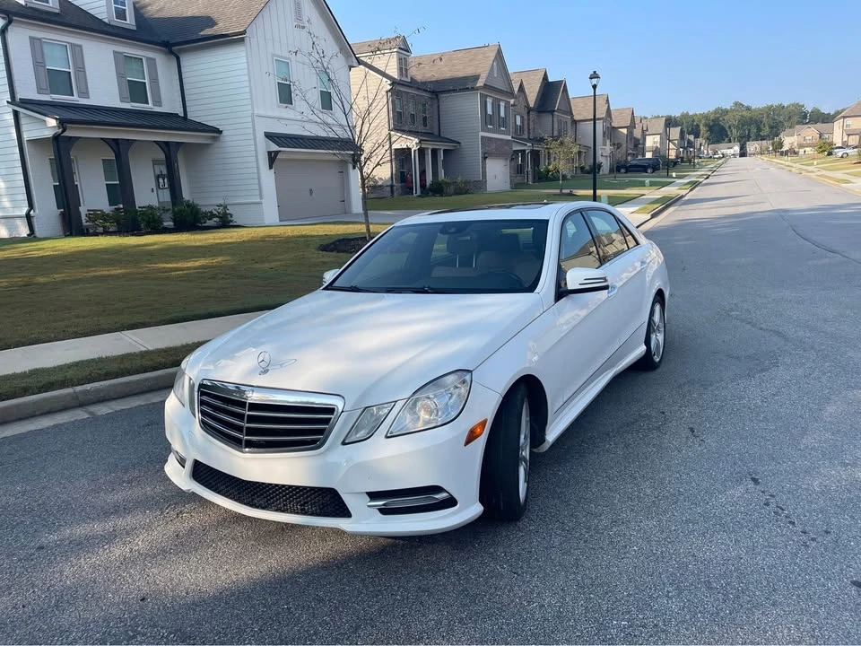 2013 Mercedes-Benz W212 E-Class - Image 9 of 20