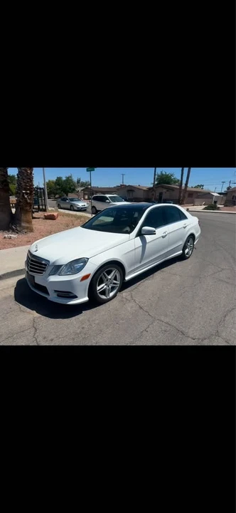 2013 Mercedes-Benz W212 E-Class - Image 15 of 20