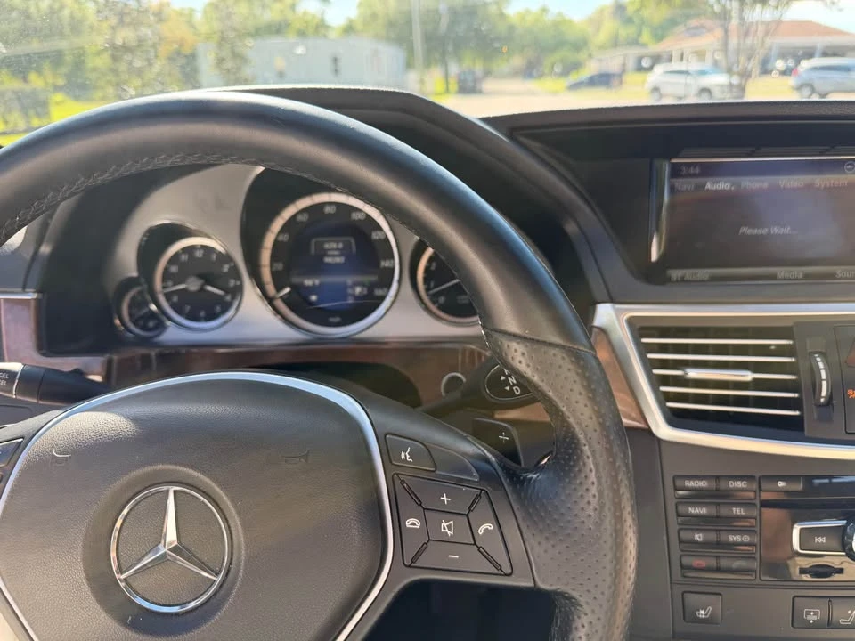 2013 Mercedes-Benz W212 E-Class - Image 10 of 20