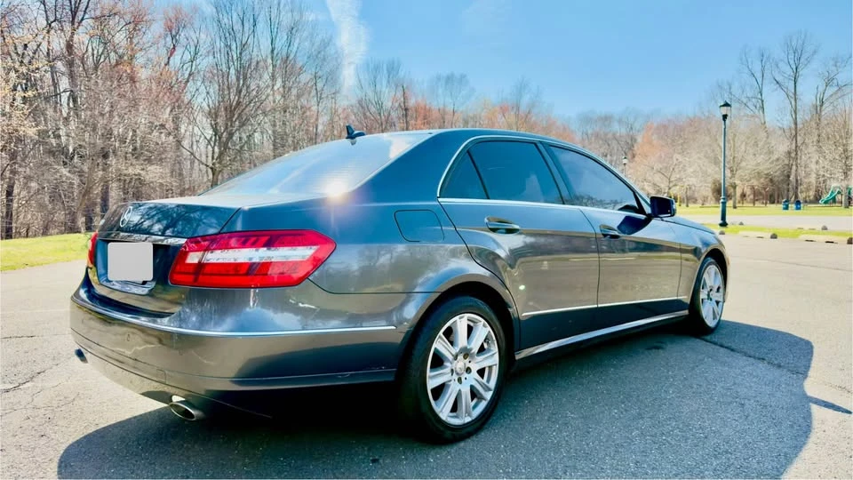 2013 Mercedes-Benz W212 E-Class - Image 2 of 19