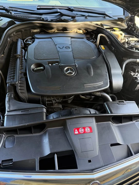 2013 Mercedes-Benz W212 E-Class - Image 12 of 14