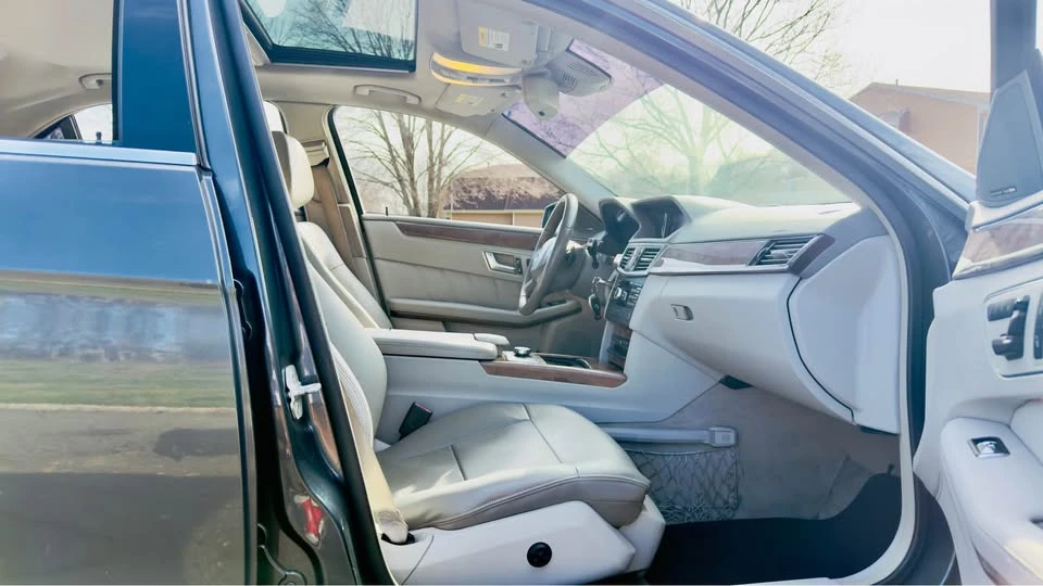 2013 Mercedes-Benz W212 E-Class - Image 12 of 19