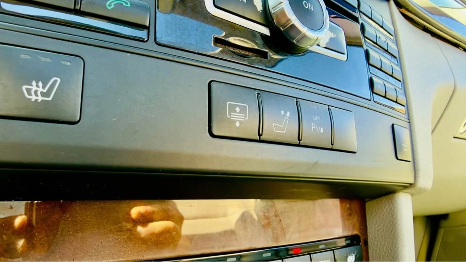 2013 Mercedes-Benz W212 E-Class - Image 16 of 19