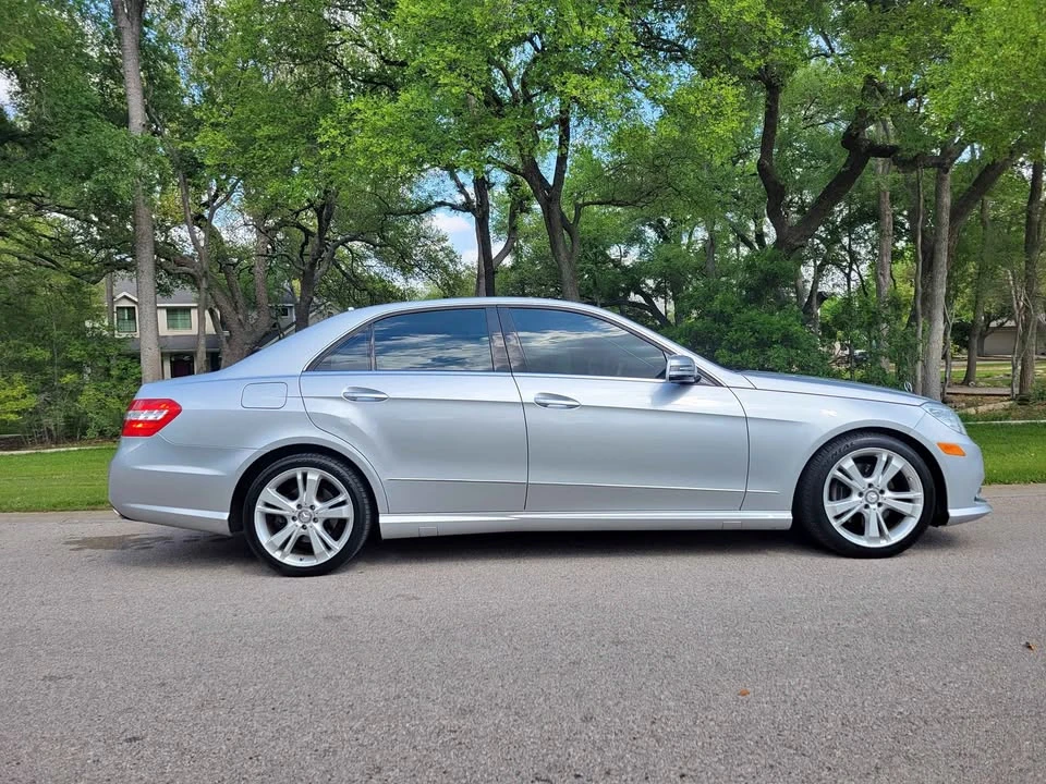 2013 Mercedes-Benz W212 E-Class - Image 2 of 12