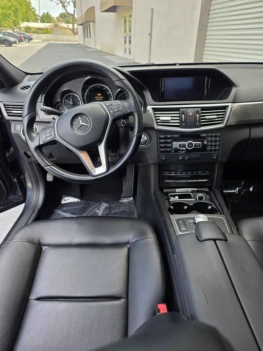 2013 Mercedes-Benz W212 E-Class - Image 11 of 19