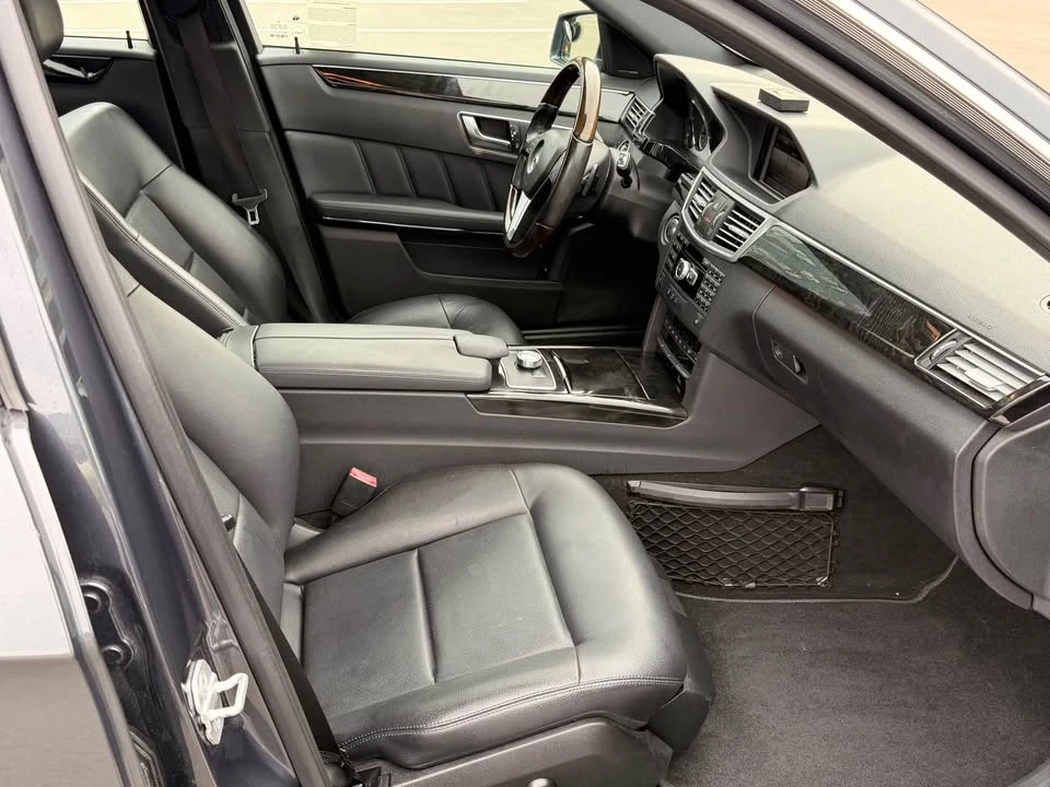 2013 Mercedes-Benz W212 E-Class - Image 13 of 17