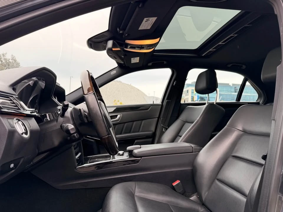 2013 Mercedes-Benz W212 E-Class - Image 14 of 17