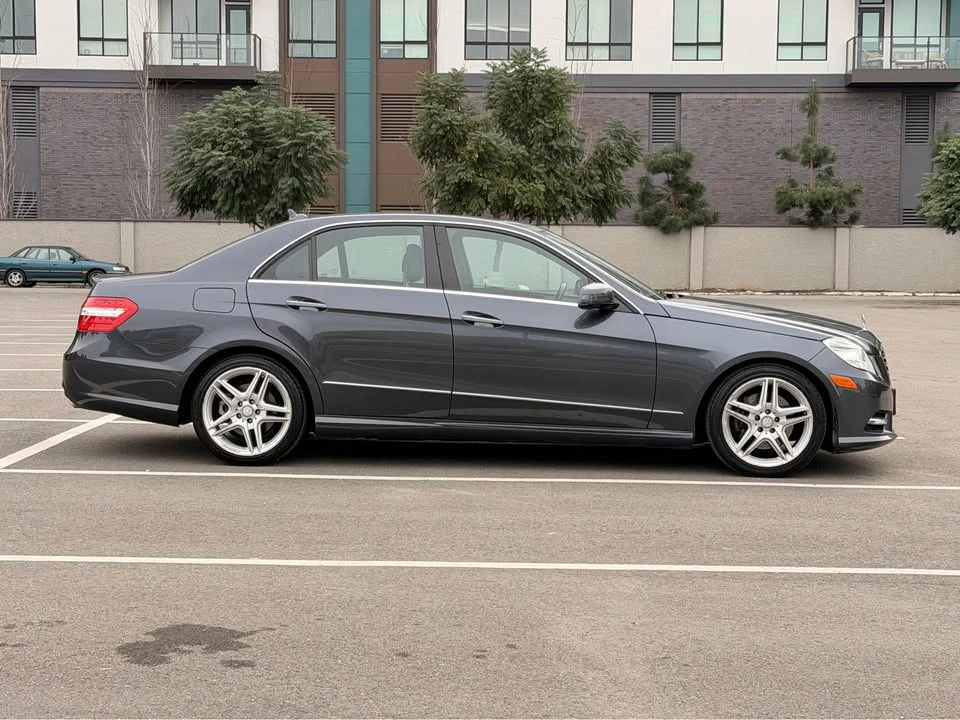 2013 Mercedes-Benz W212 E-Class - Image 11 of 17