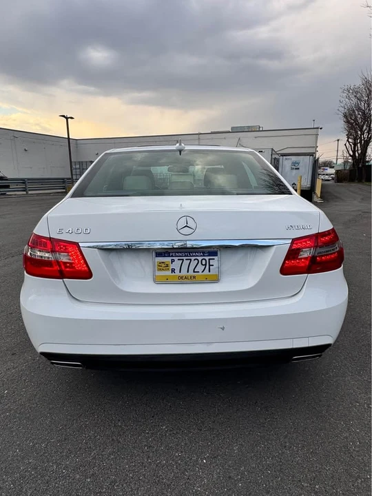 2013 Mercedes-Benz W212 E-Class - Image 6 of 15