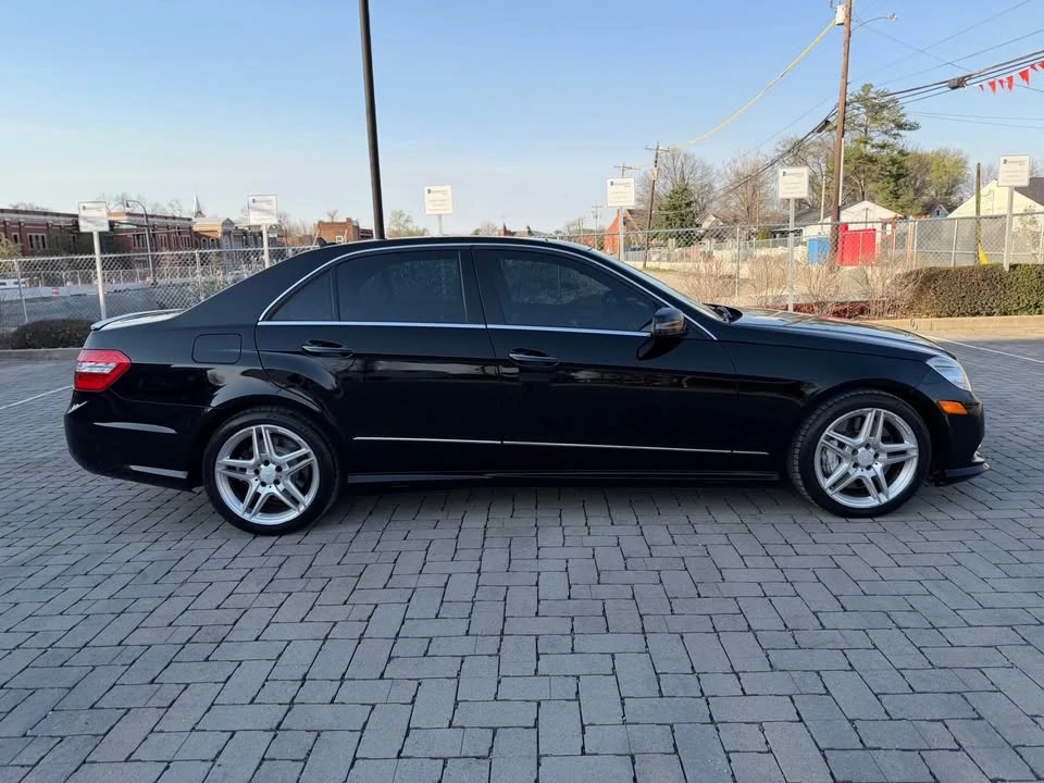2013 Mercedes-Benz W212 E-Class - Image 2 of 20