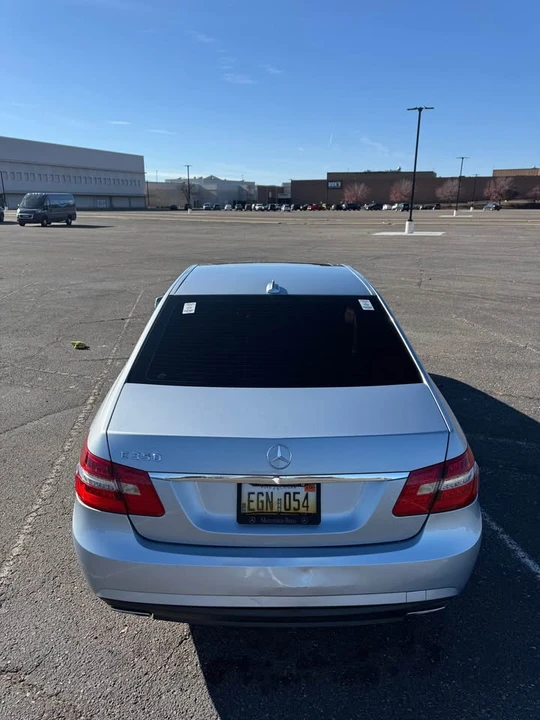 2013 Mercedes-Benz W212 E-Class - Image 8 of 16