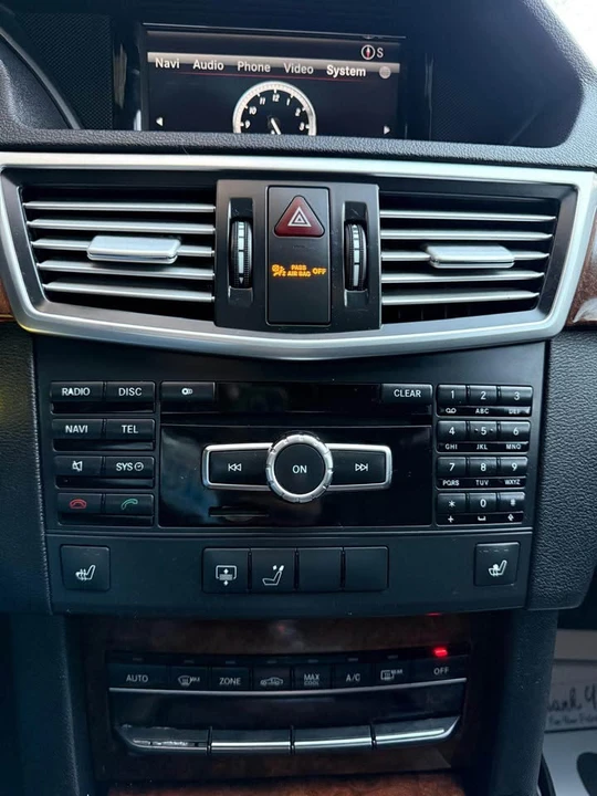 2013 Mercedes-Benz W212 E-Class - Image 8 of 14