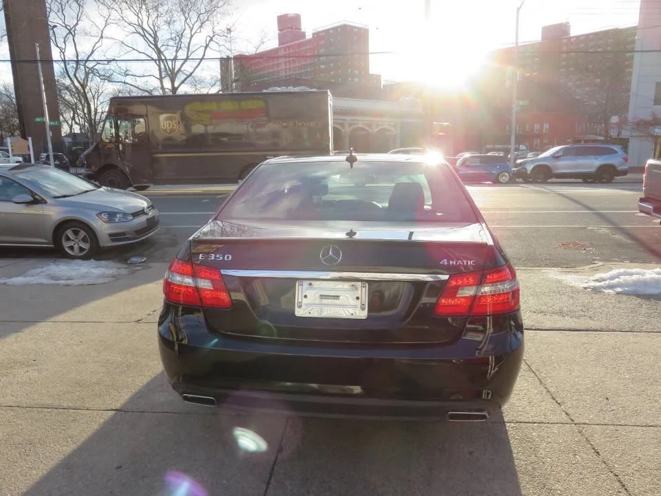 2013 Mercedes-Benz W212 E-Class - Image 8 of 20