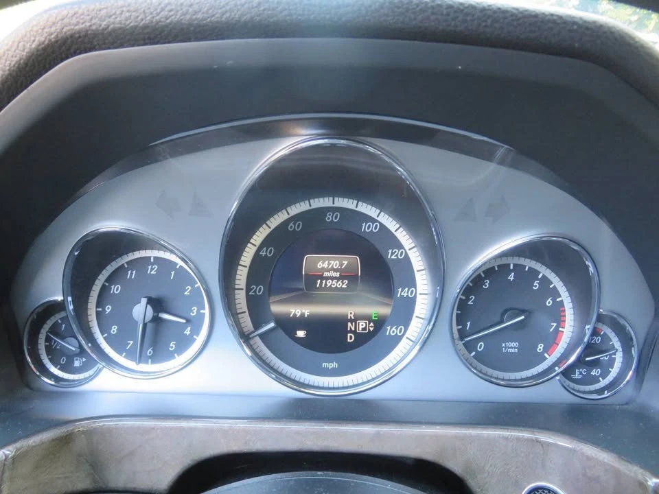 2013 Mercedes-Benz W212 E-Class - Image 15 of 20