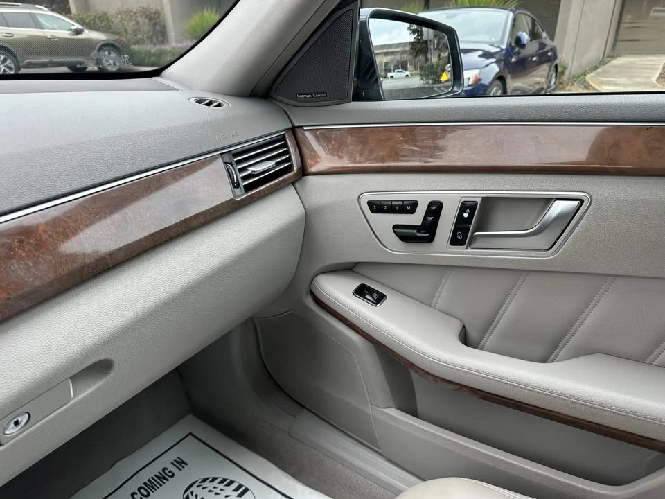 2013 Mercedes-Benz W212 E-Class - Image 11 of 20