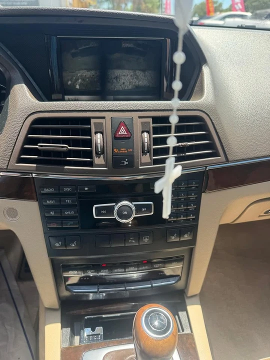 2013 Mercedes-Benz W212 E-Class - Image 14 of 18