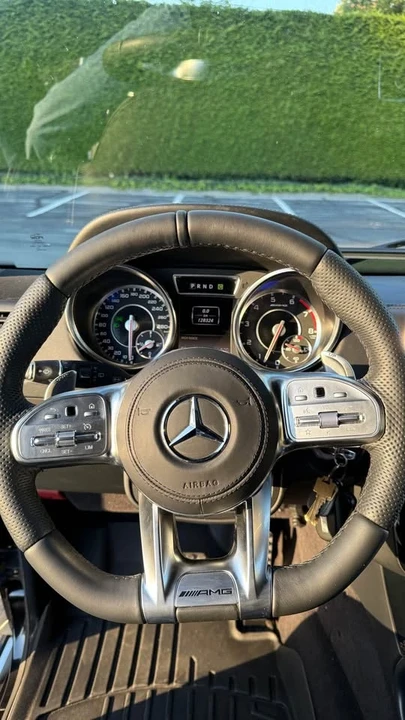 2013 Mercedes-Benz W463 G-Class - Image 2 of 10