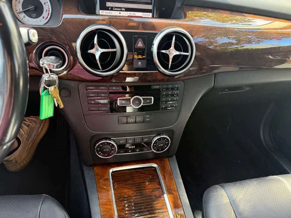 2013 Mercedes-Benz GLK-Class - Image 8 of 11