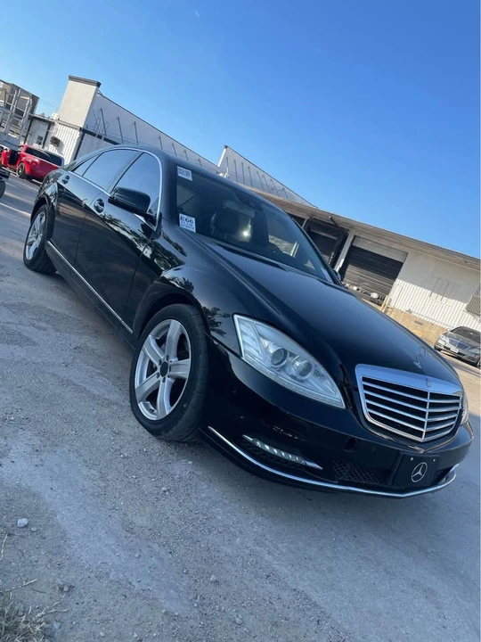 2013 Mercedes-Benz W221 S-Class - Image 2 of 11