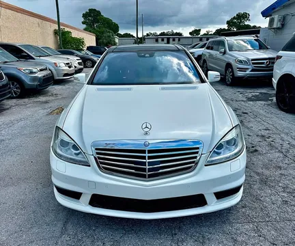 2013 Mercedes-Benz S63 AMG