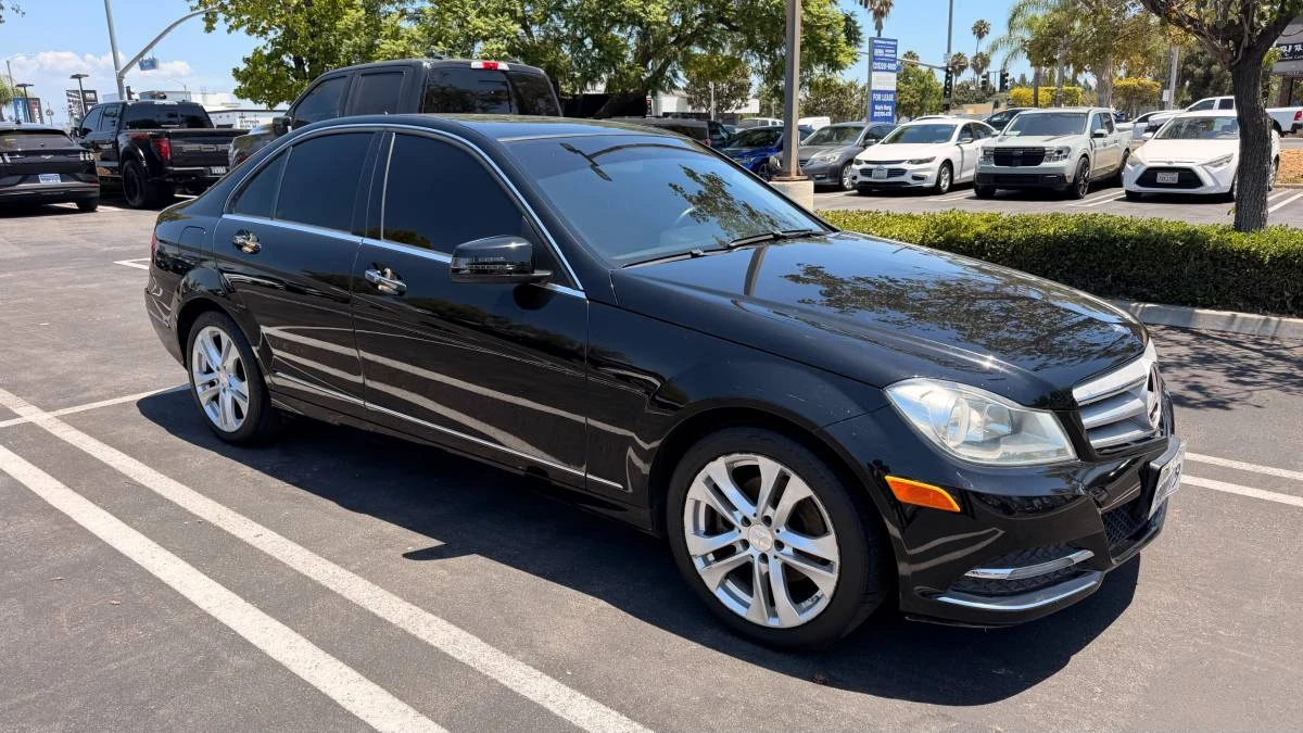 2013 Mercedes-Benz W204 C-Class - Image 4 of 9
