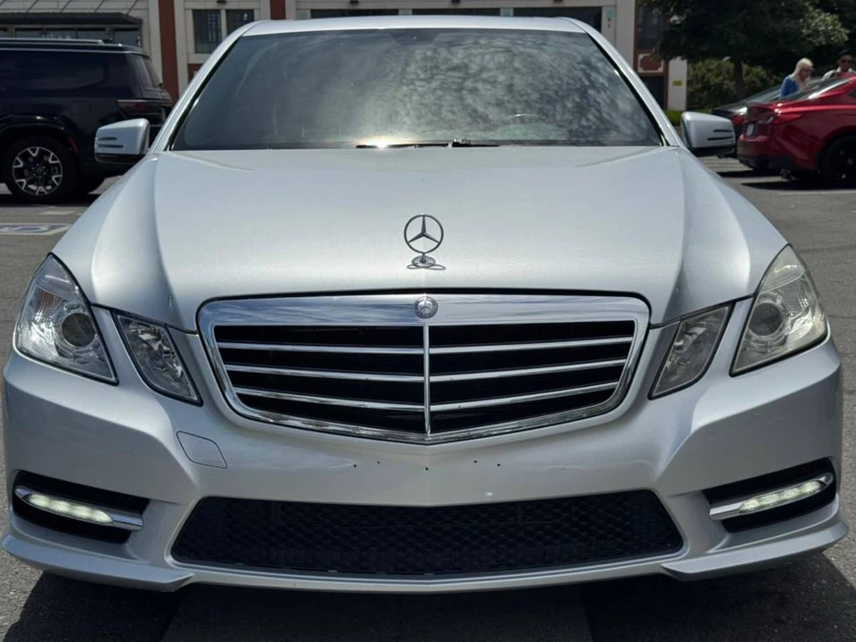 2013 Mercedes-Benz W212 E-Class - Image 2 of 21