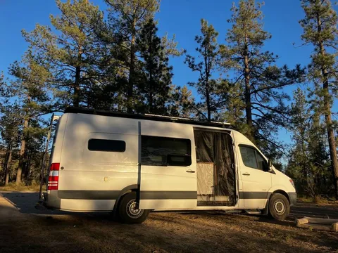 2013 Mercedes-Benz Sprinter 2500 170 Van Camper