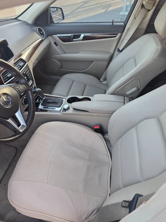 2013 Mercedes-Benz W204 C-Class - Image 13 of 24