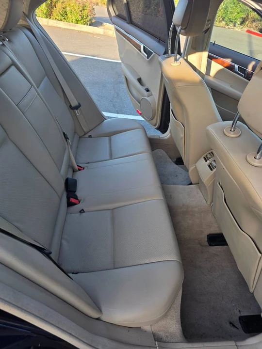 2013 Mercedes-Benz W204 C-Class - Image 12 of 24