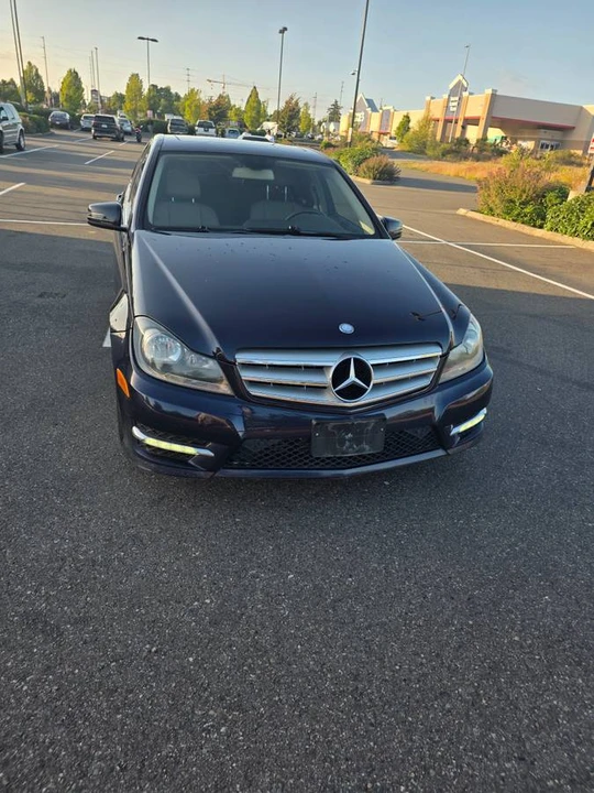 2013 Mercedes-Benz W204 C-Class - Image 3 of 24