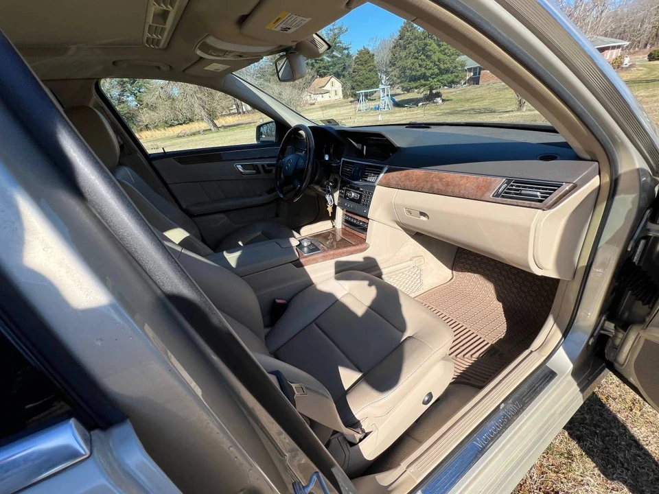 2013 Mercedes-Benz W212 E-Class - Image 11 of 17