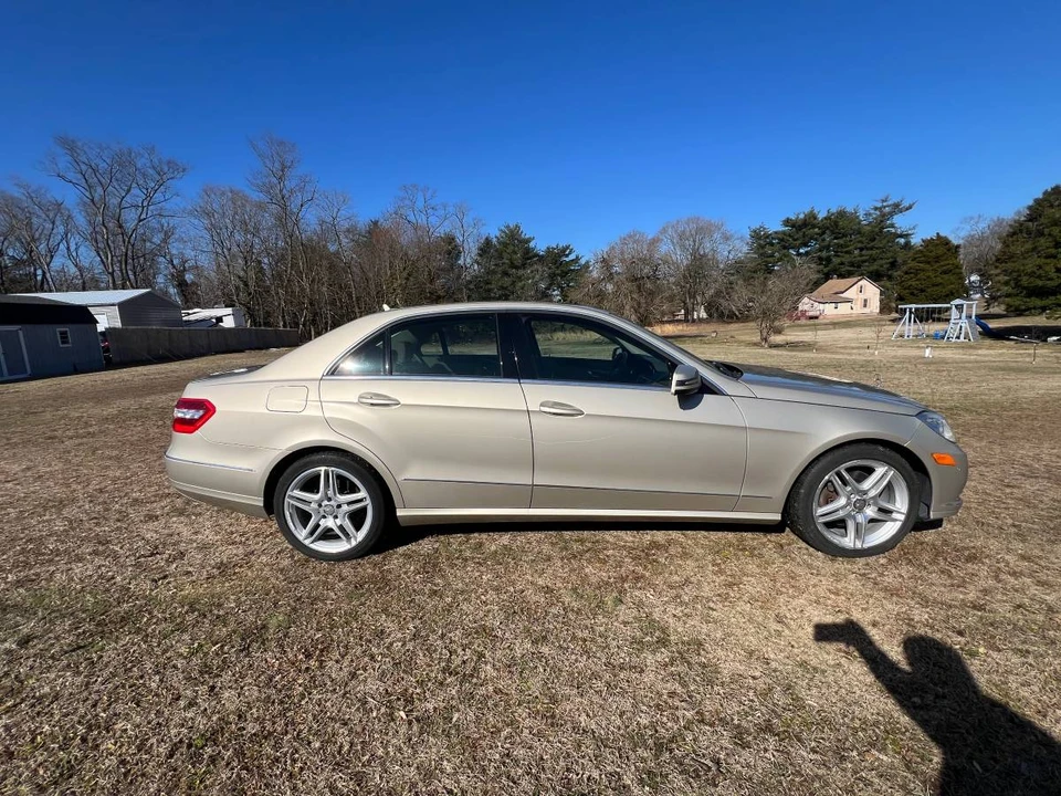 2013 Mercedes-Benz W212 E-Class - Image 6 of 17