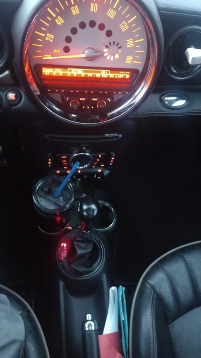 2013 Mini Clubman 1st Gen - Image 15 of 21
