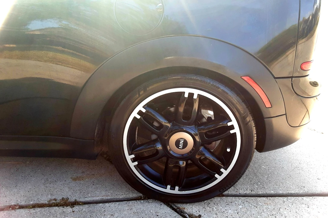 2013 Mini Clubman 1st Gen - Image 11 of 21