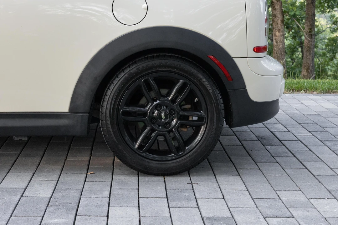 2013 Mini Clubvan 1st Gen - Image 15 of 31