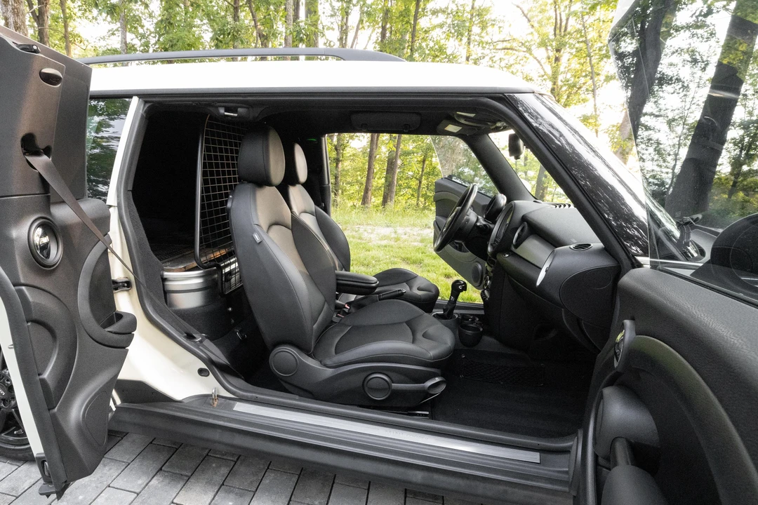 2013 Mini Clubvan 1st Gen - Image 19 of 31