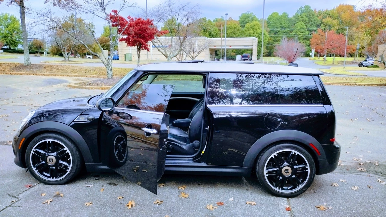 2013 Mini Clubman 1st Gen - Image 2 of 21