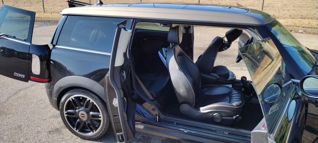 2013 Mini Clubman 1st Gen - Image 16 of 21