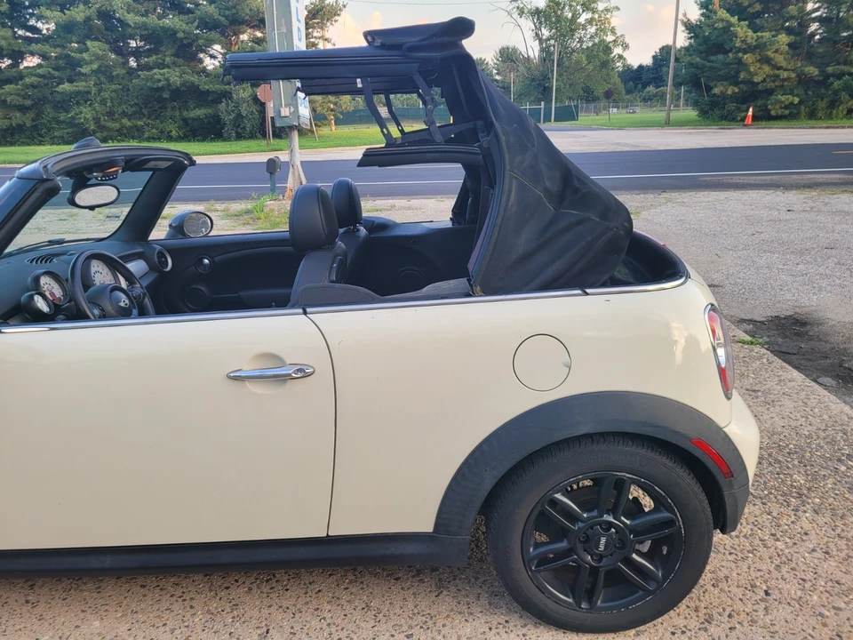 2013 Mini Mini 2nd Gen - Image 19 of 21