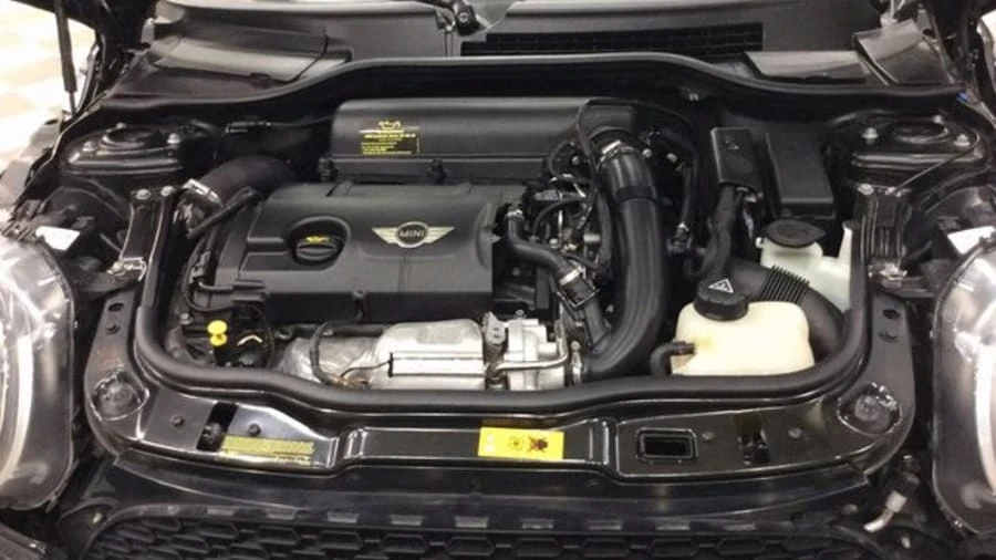 2013 Mini Coupe & Roadster - Image 5 of 9
