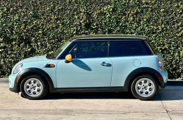 2013 Mini Mini 2nd Gen - Image 5 of 21