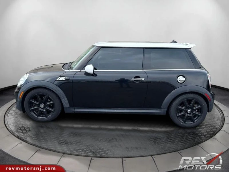 2013 Mini Mini 2nd Gen - Image 2 of 12