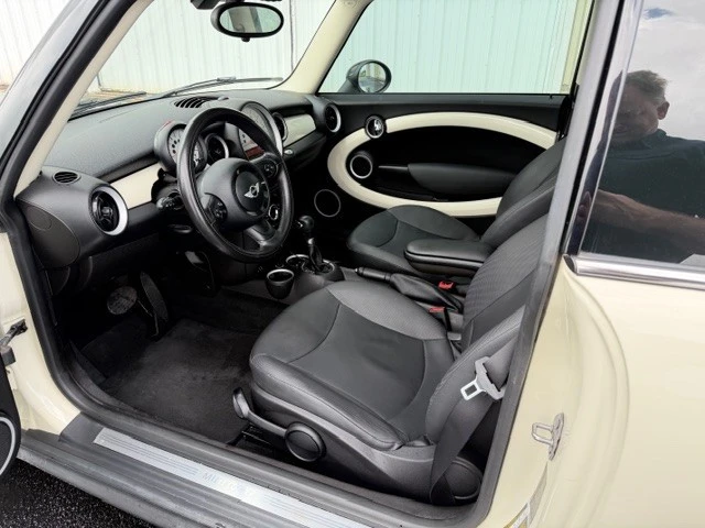 2013 Mini Mini 2nd Gen - Image 9 of 14