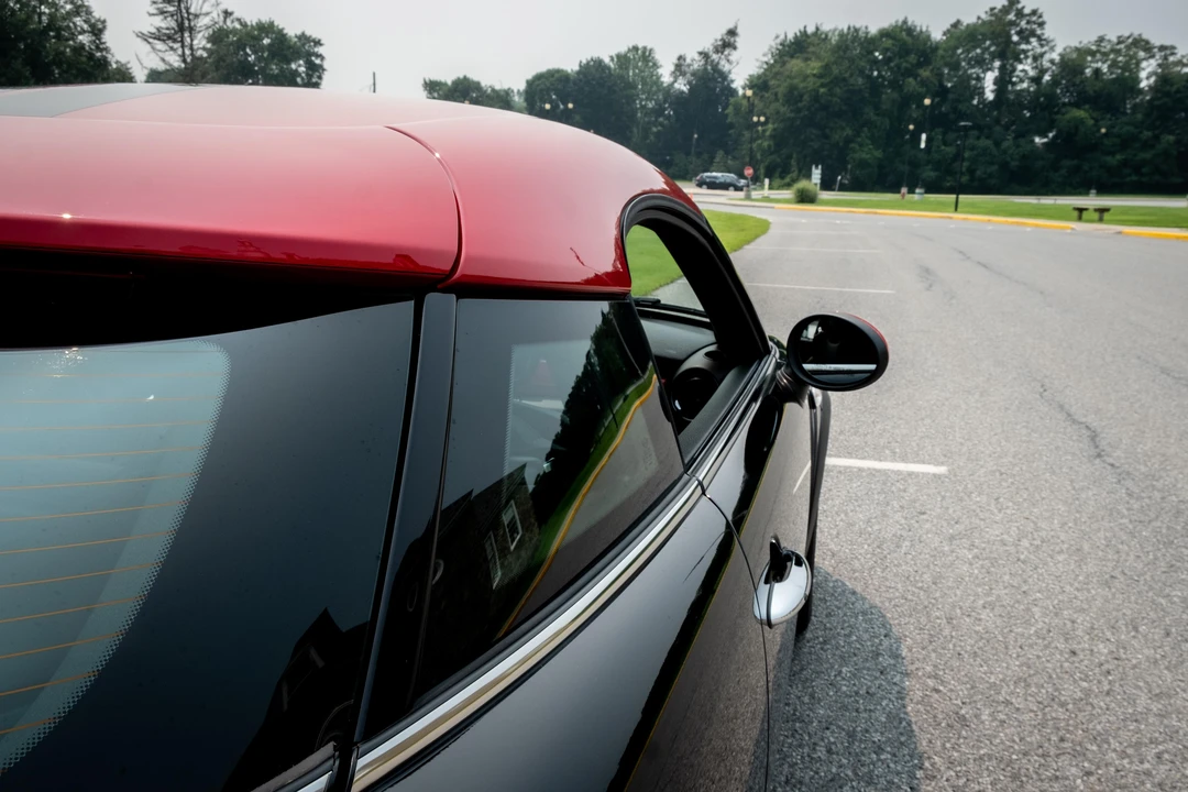 2013 Mini Coupe & Roadster - Image 28 of 31
