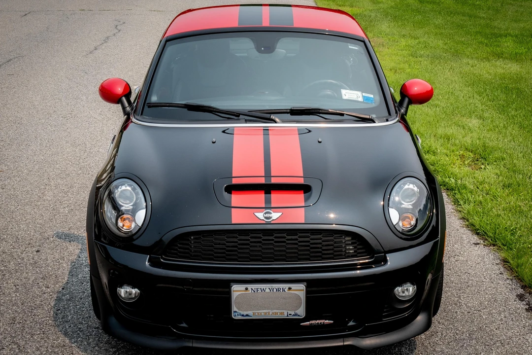 2013 Mini Coupe & Roadster - Image 2 of 31