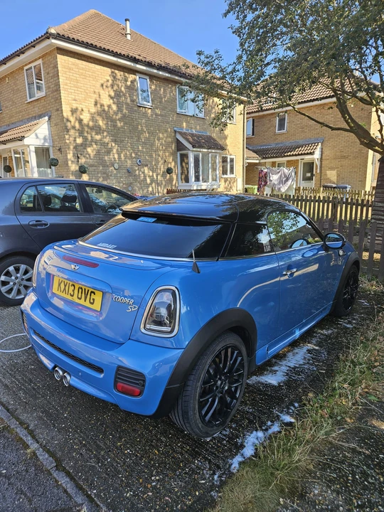 2013 Mini Coupe & Roadster - Image 9 of 31