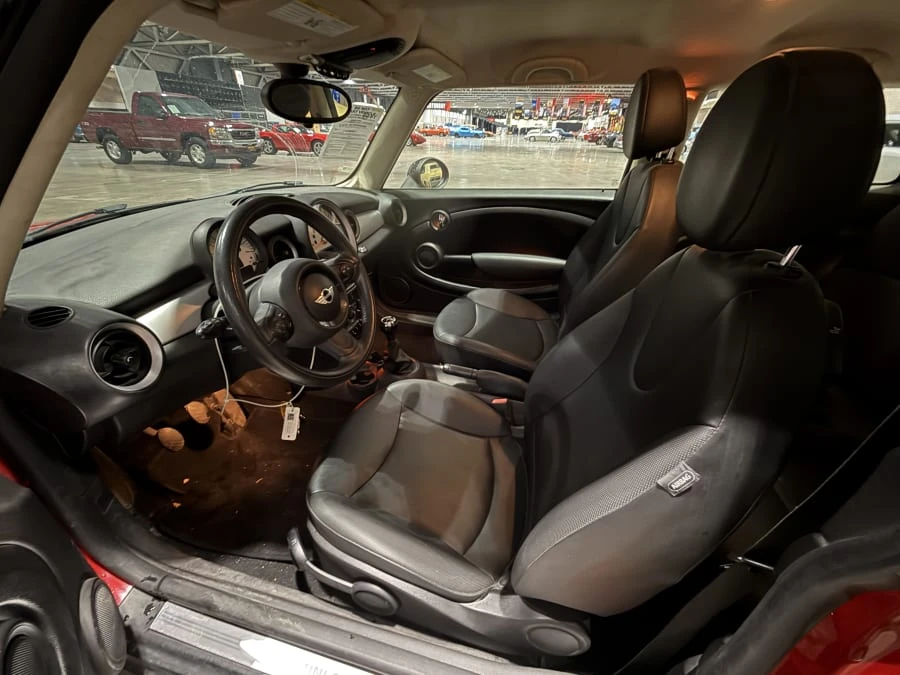 2013 Mini Coupe & Roadster - Image 8 of 14